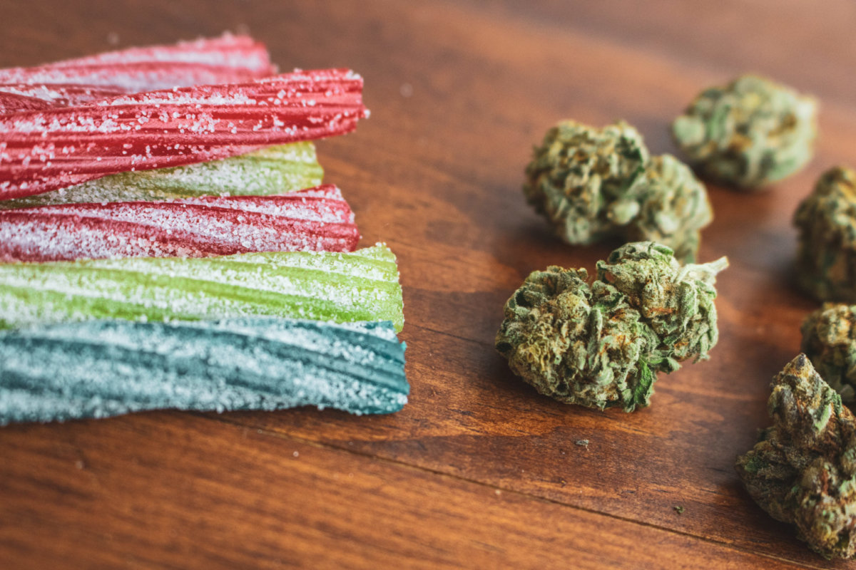 Committee Blog: Accurate Pasteur Pipette or Grandma’s Turkey Baster – Cannabis Dosing