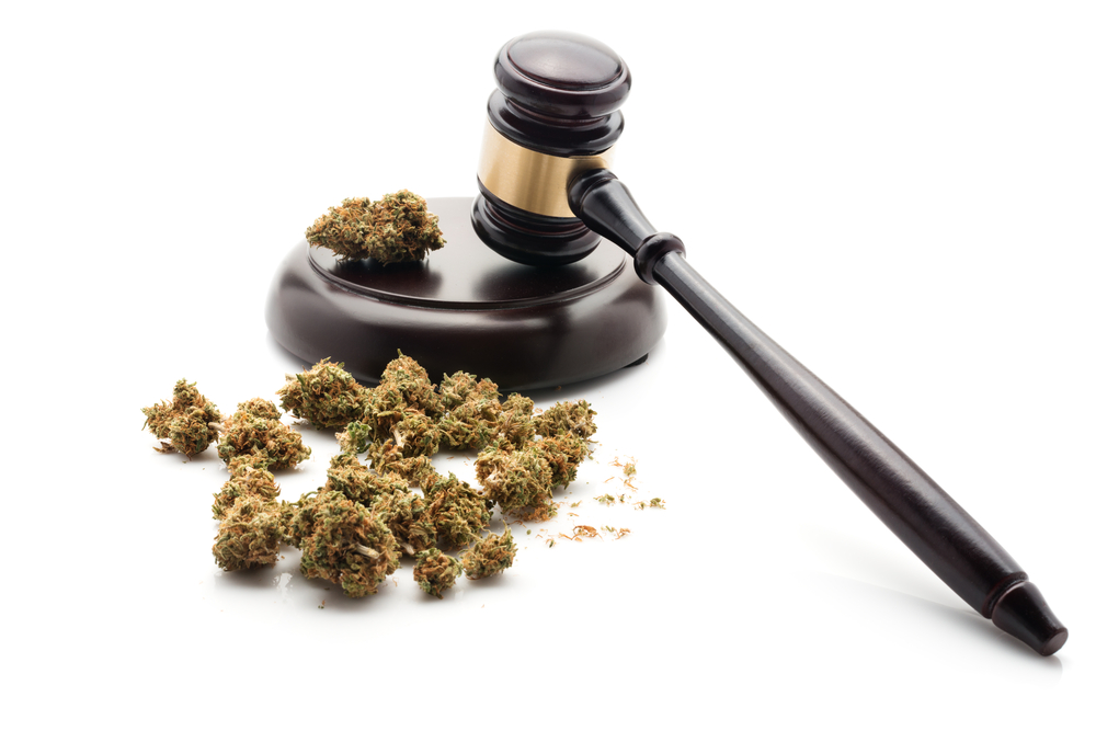 Former FDA Commissioner Calls For Descheduling And Federal Regulation
