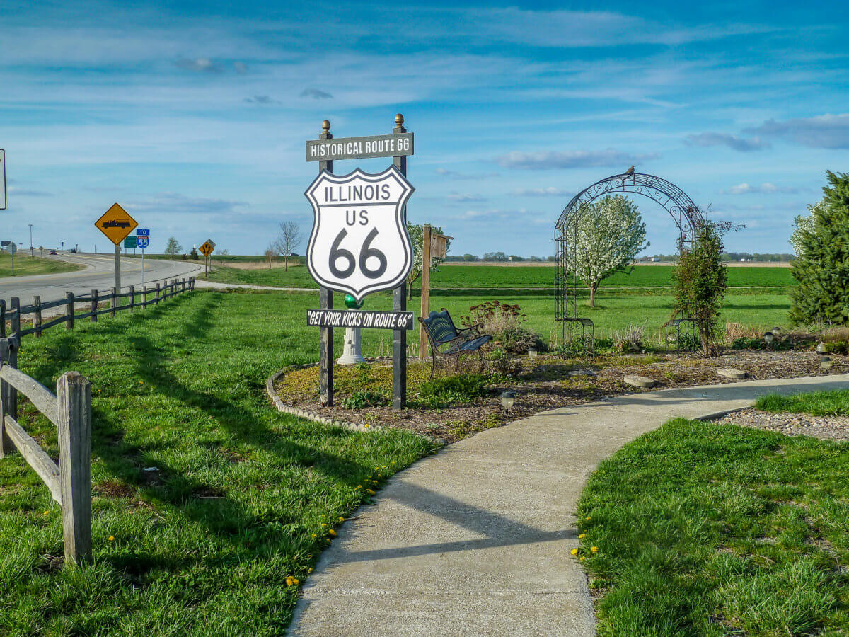 Member Blog: Illinois Adult-Use Dispensary Applicants Hope Licensing Process Doesn’t Go Up in Smoke